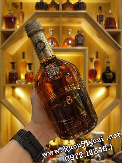 Rượu Chivas Regal 18